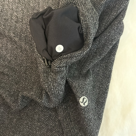 Half zip lululemon jacket - Picture 3 of 3